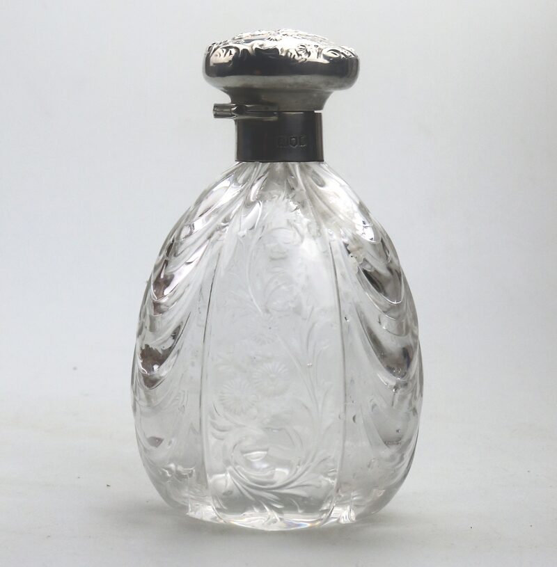 A very rare William Comyns antique English solid silver & rock crystal Scent Bottle C.1902