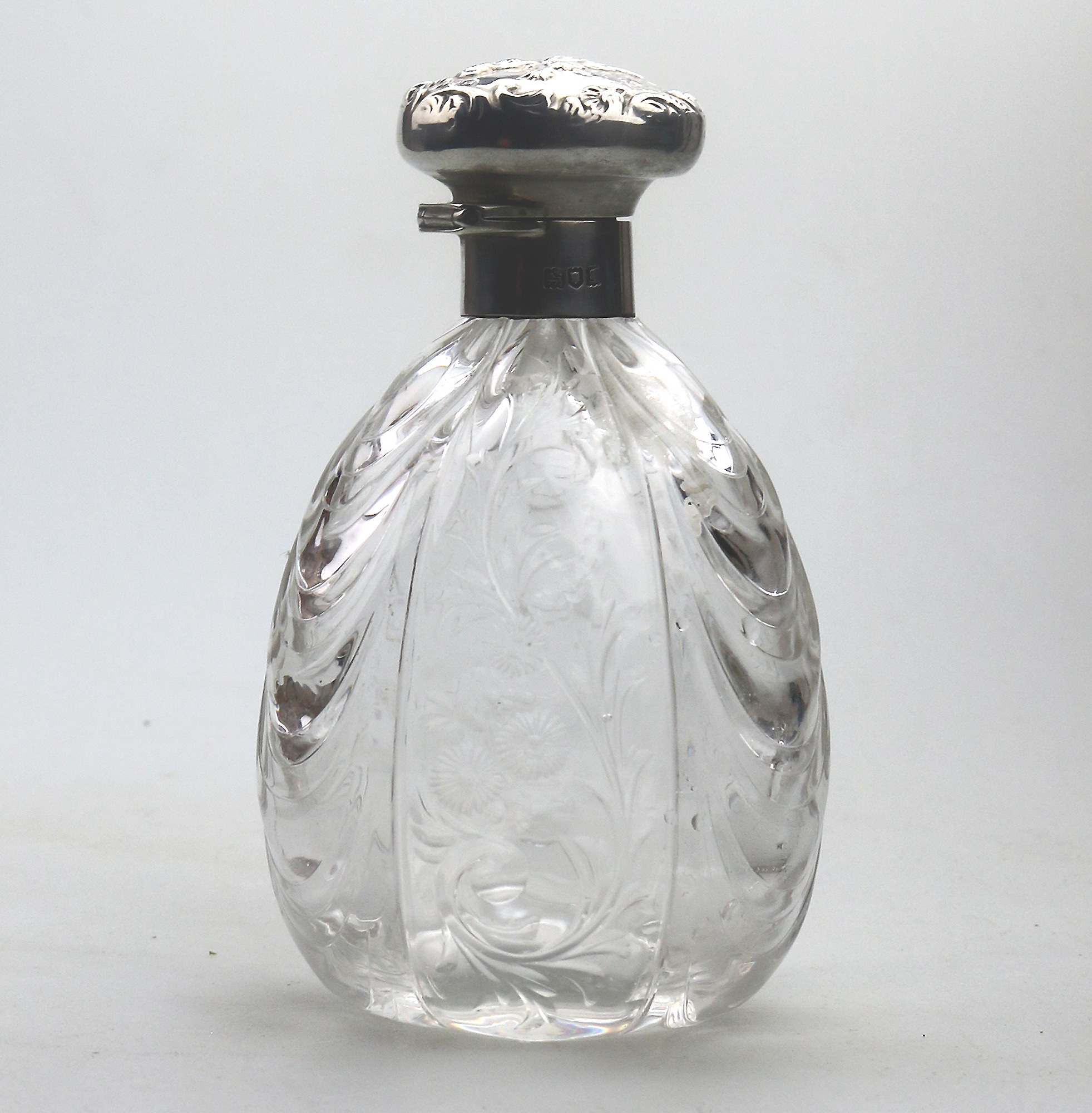 A very rare William Comyns antique English solid silver & rock crystal Scent Bottle C.1902
