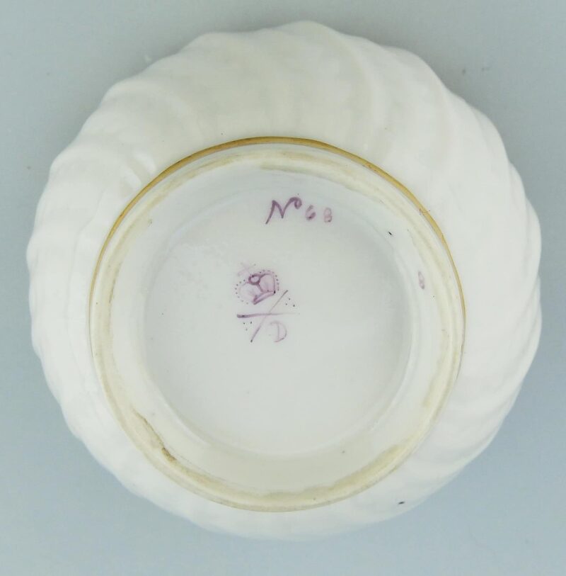 An antique Georgian Royal Crown Derby moulded porcelain gilt Tea Bowl C.1784+