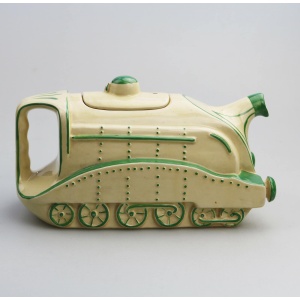 An extremely rare Art Deco Mallard Train pottery Sadler railwayana Teapot C.1930's