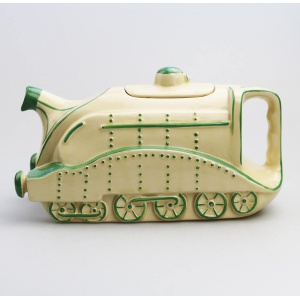 An extremely rare Art Deco Mallard Train pottery Sadler railwayana Teapot C.1930's