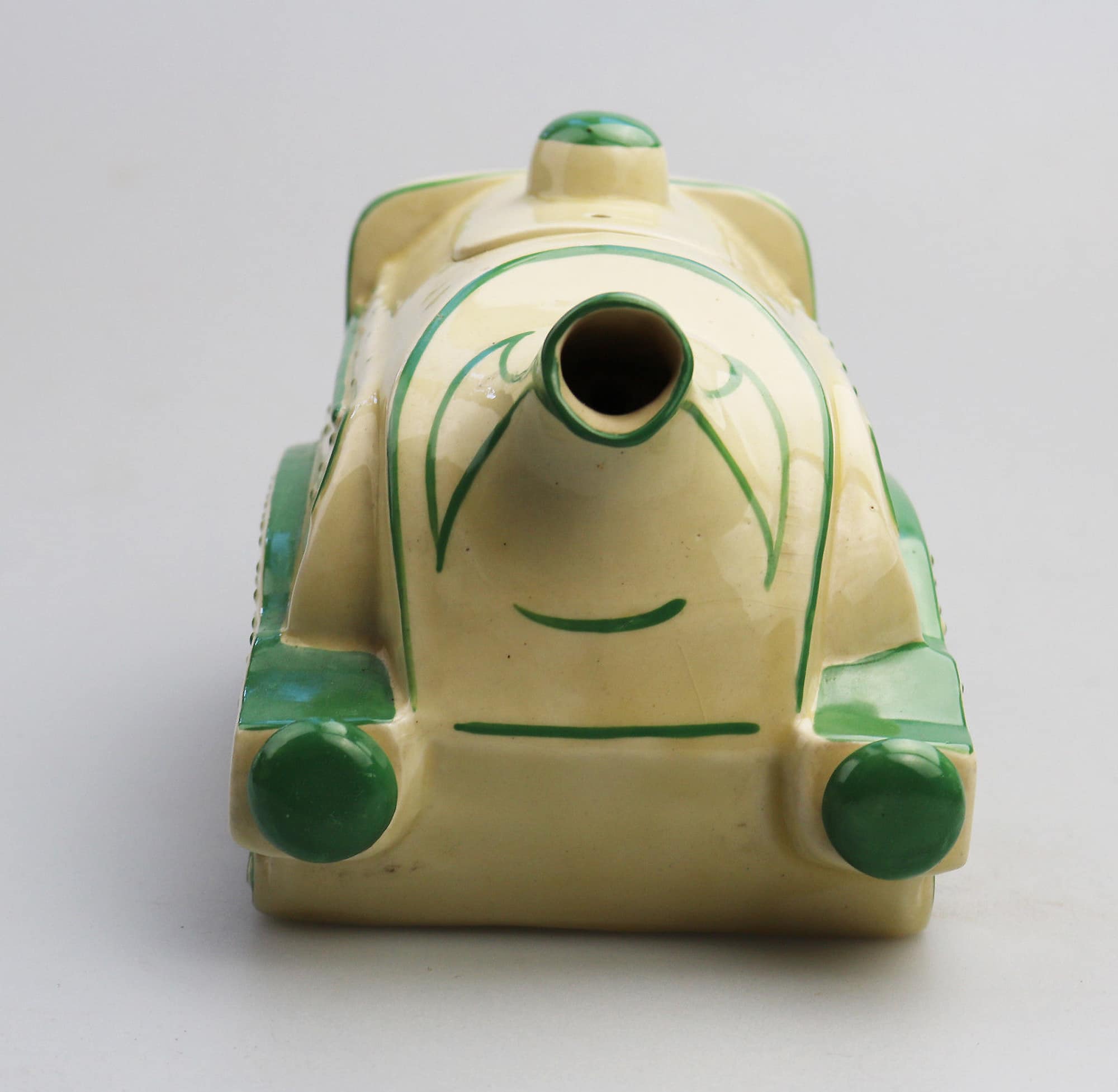 An extremely rare Art Deco Mallard Train pottery Sadler railwayana Teapot C.1930's