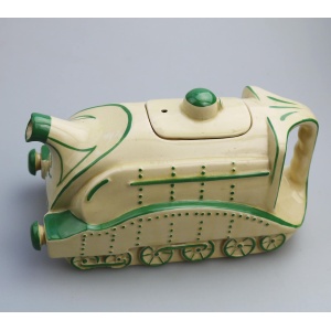 An extremely rare Art Deco Mallard Train pottery Sadler railwayana Teapot C.1930's