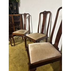 Set Of Four Mahogany Queen Anne Style Dining Chairs