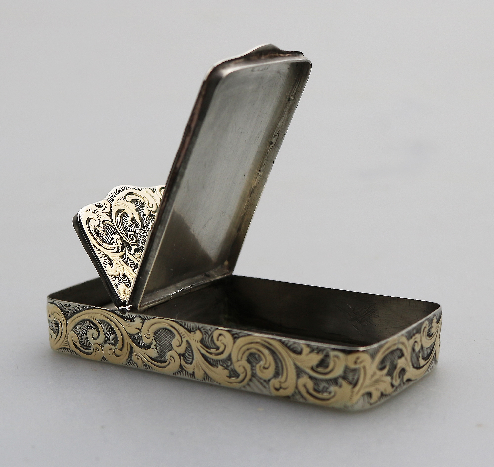 A fine antique double opening novelty solid silver parcel gilt Snuff Box C.19thC