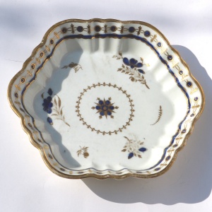 Antique English Georgian Chamberlain's Worcester porcelain Teapot Stand C.18thC