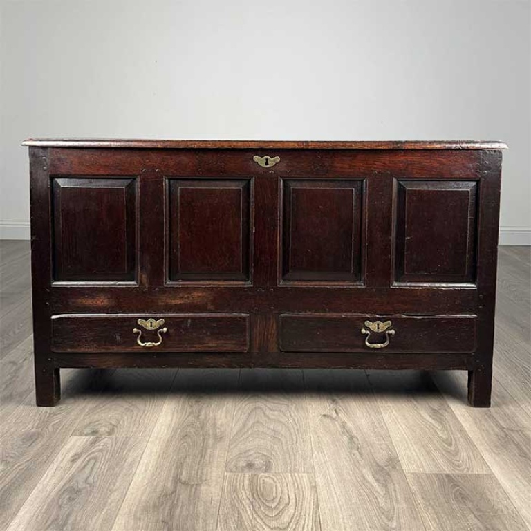 https://huntvintage.co/furniture/storage-furniture/crate-trunk-chest/antique-18th-century-coffer-mule-chest-in-oak