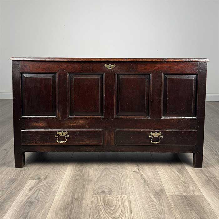 https://huntvintage.co/furniture/storage-furniture/crate-trunk-chest/antique-18th-century-coffer-mule-chest-in-oak