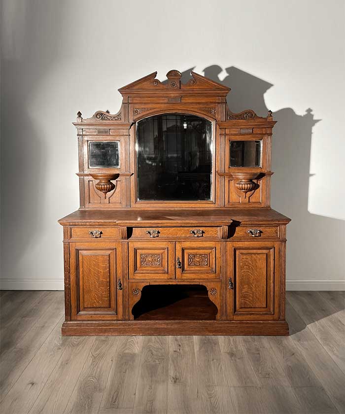 Antique 19th Century Mirror Back Sideboard In Oak