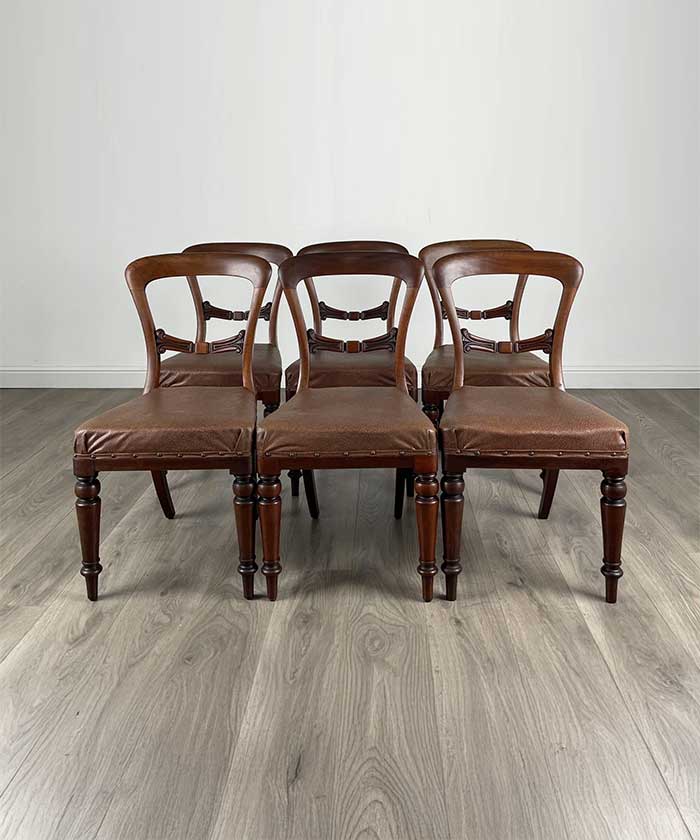 Antique 19th Century Set Of 6 Dining Chairs In Mahogany