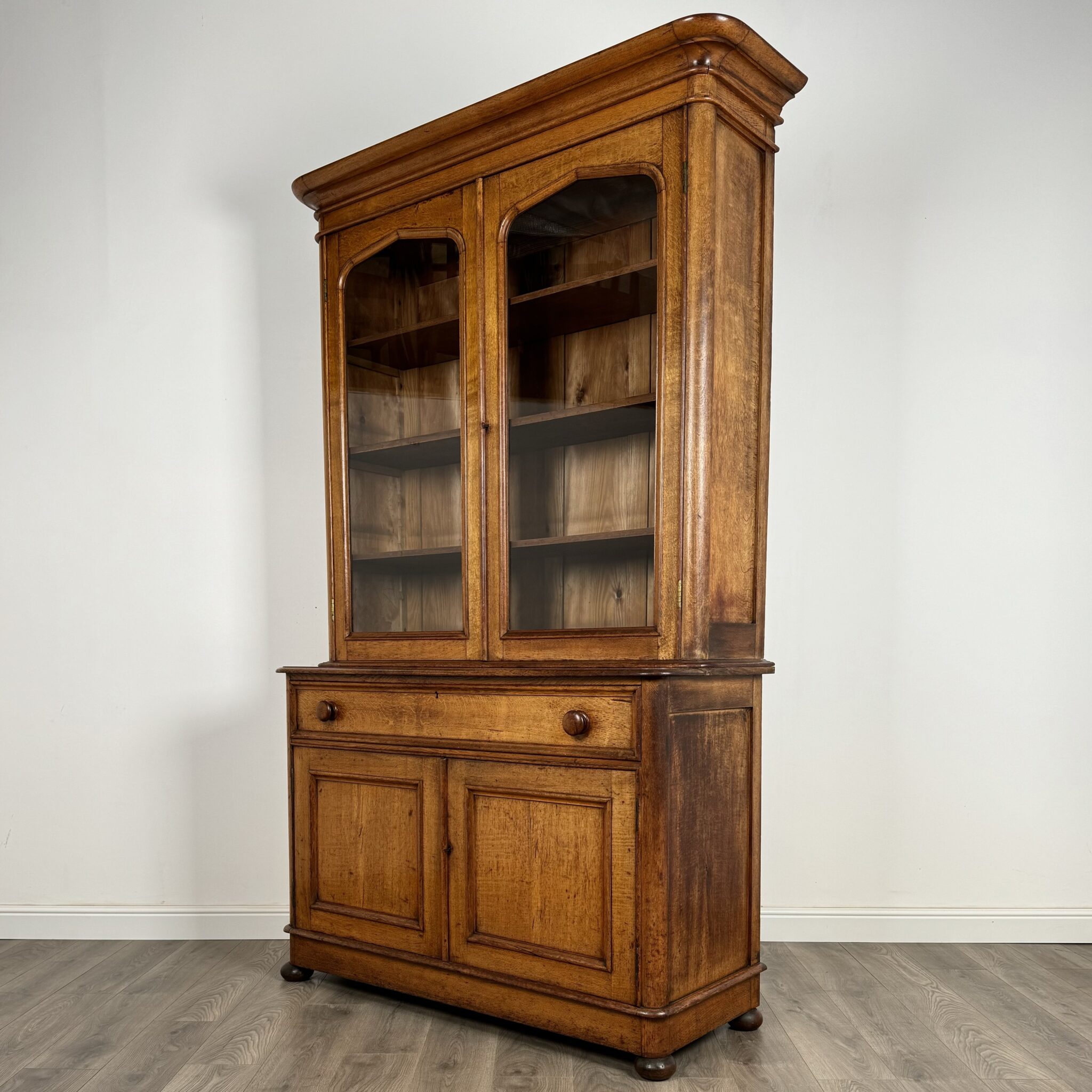 Antique 19th Century Golden Oak Bookcase On Cupboard Of Finest Quality