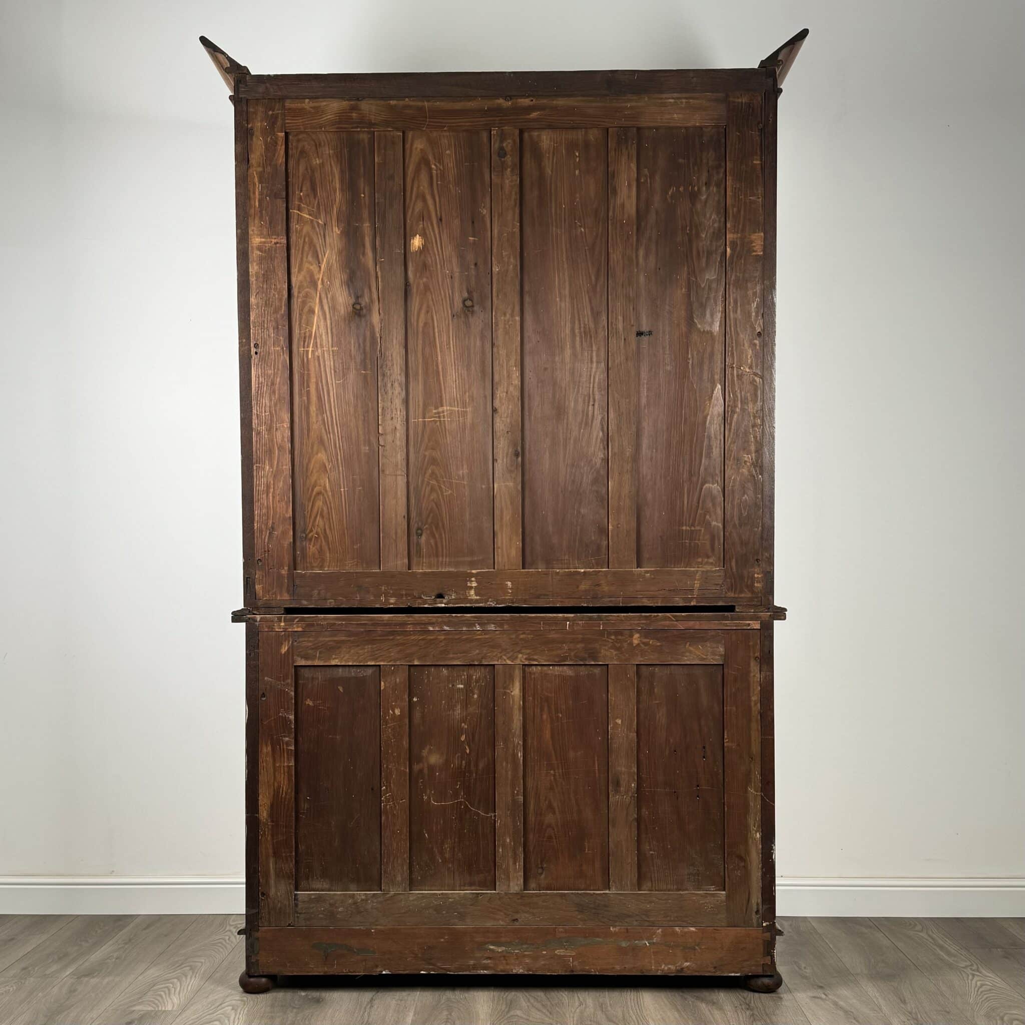 Antique 19th Century Golden Oak Bookcase On Cupboard Of Finest Quality