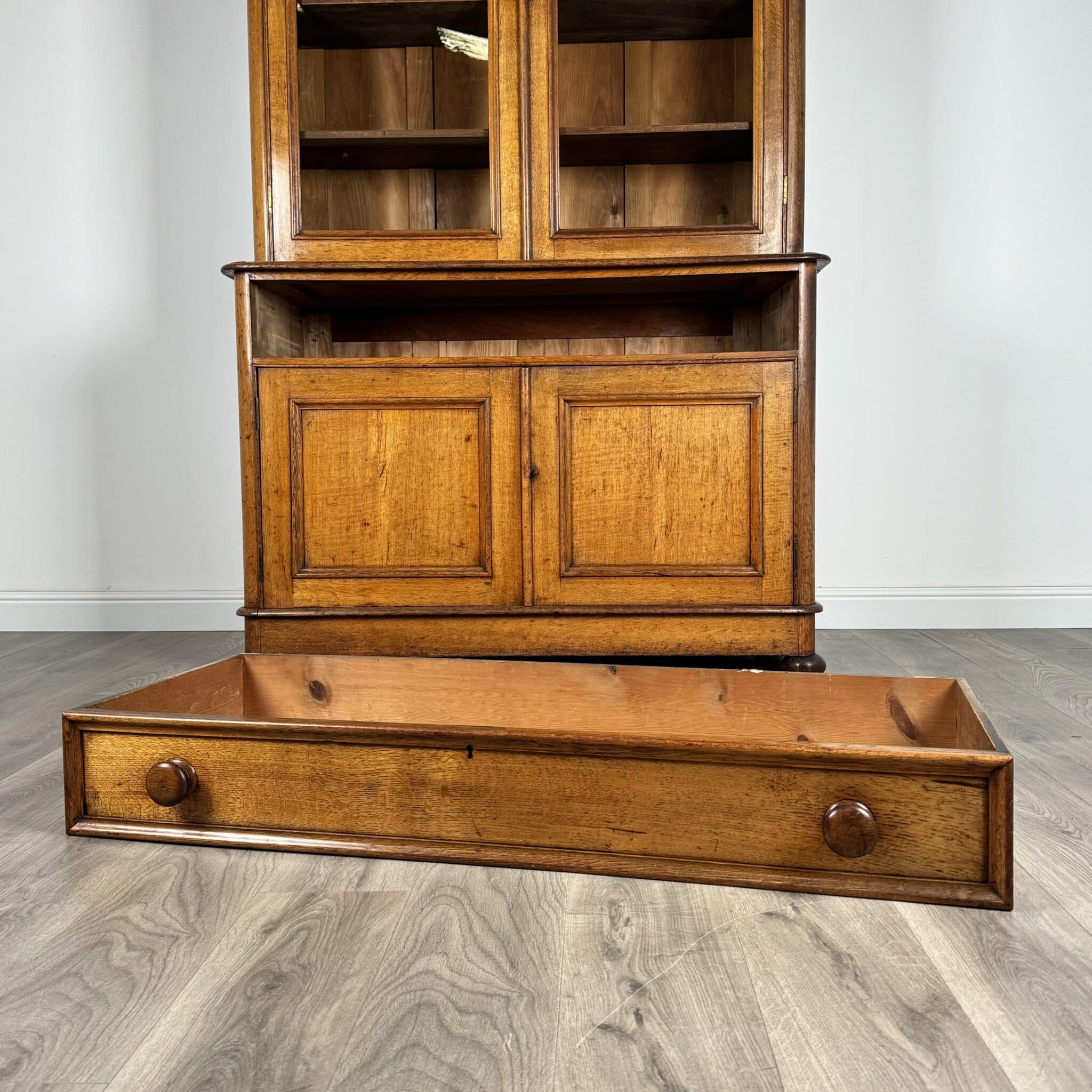 Antique 19th Century Golden Oak Bookcase On Cupboard Of Finest Quality