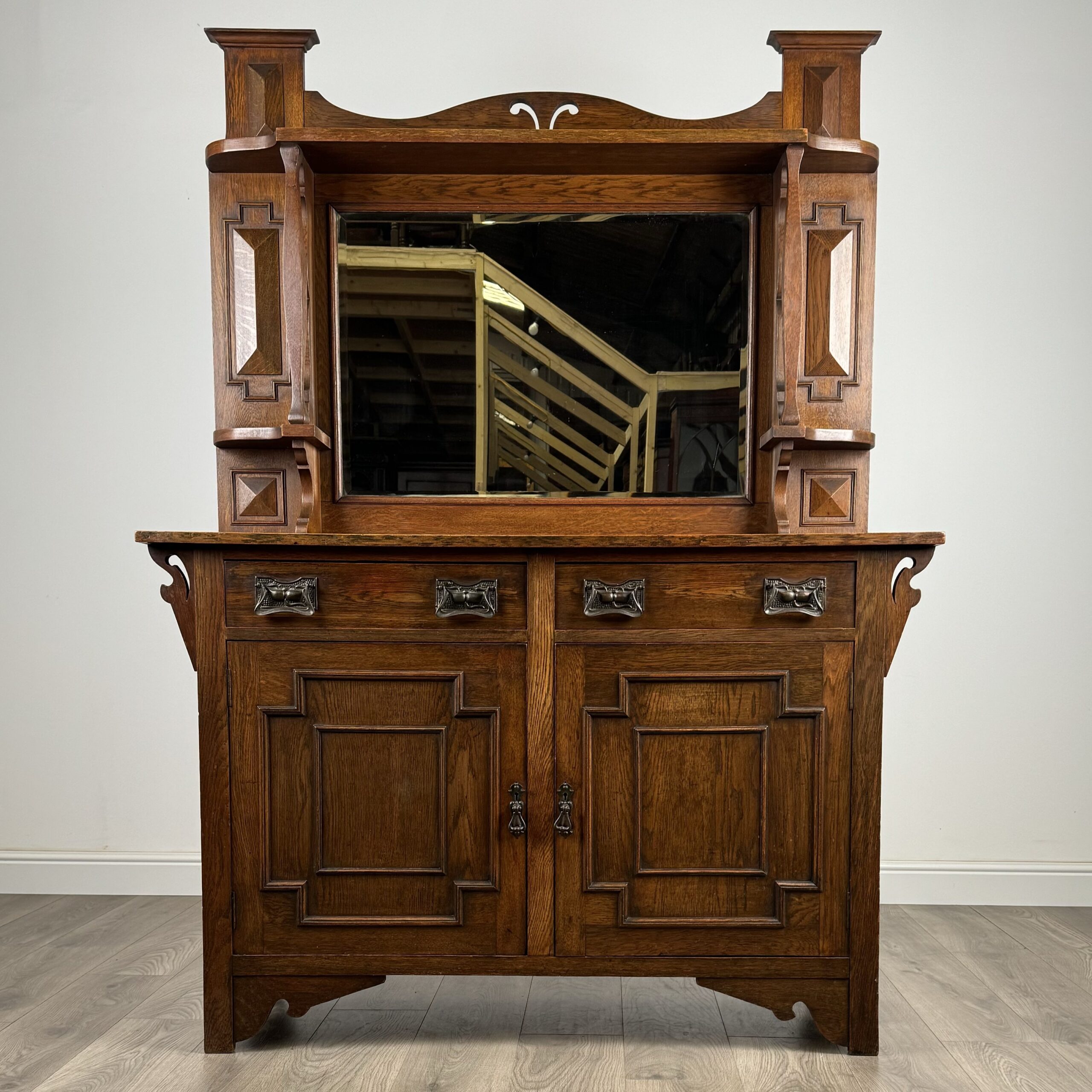 Antique 20th Century Mirror Back Sideboard In Oak