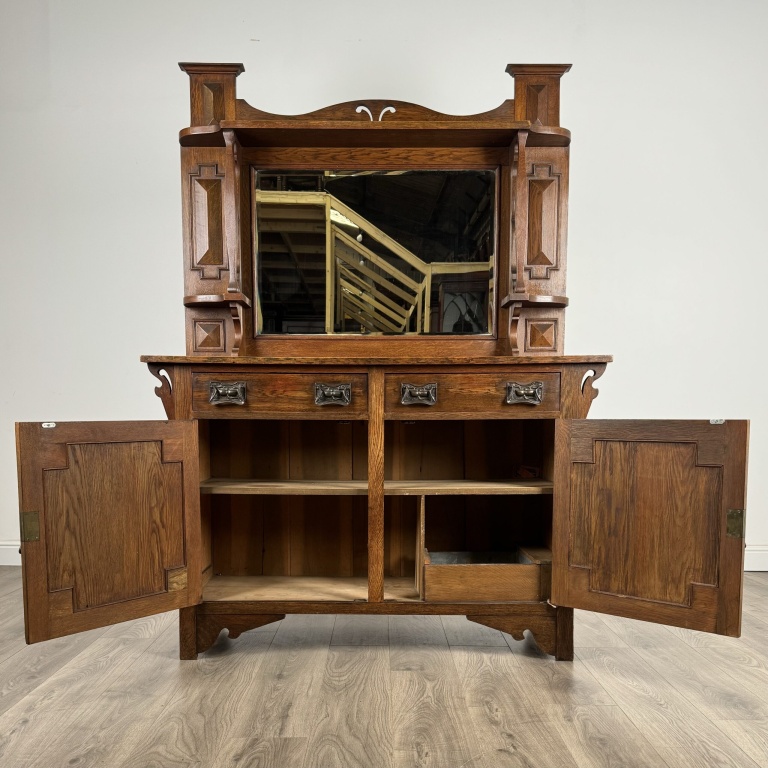 Antique 20th Century Mirror Back Sideboard In Oak - Image 2