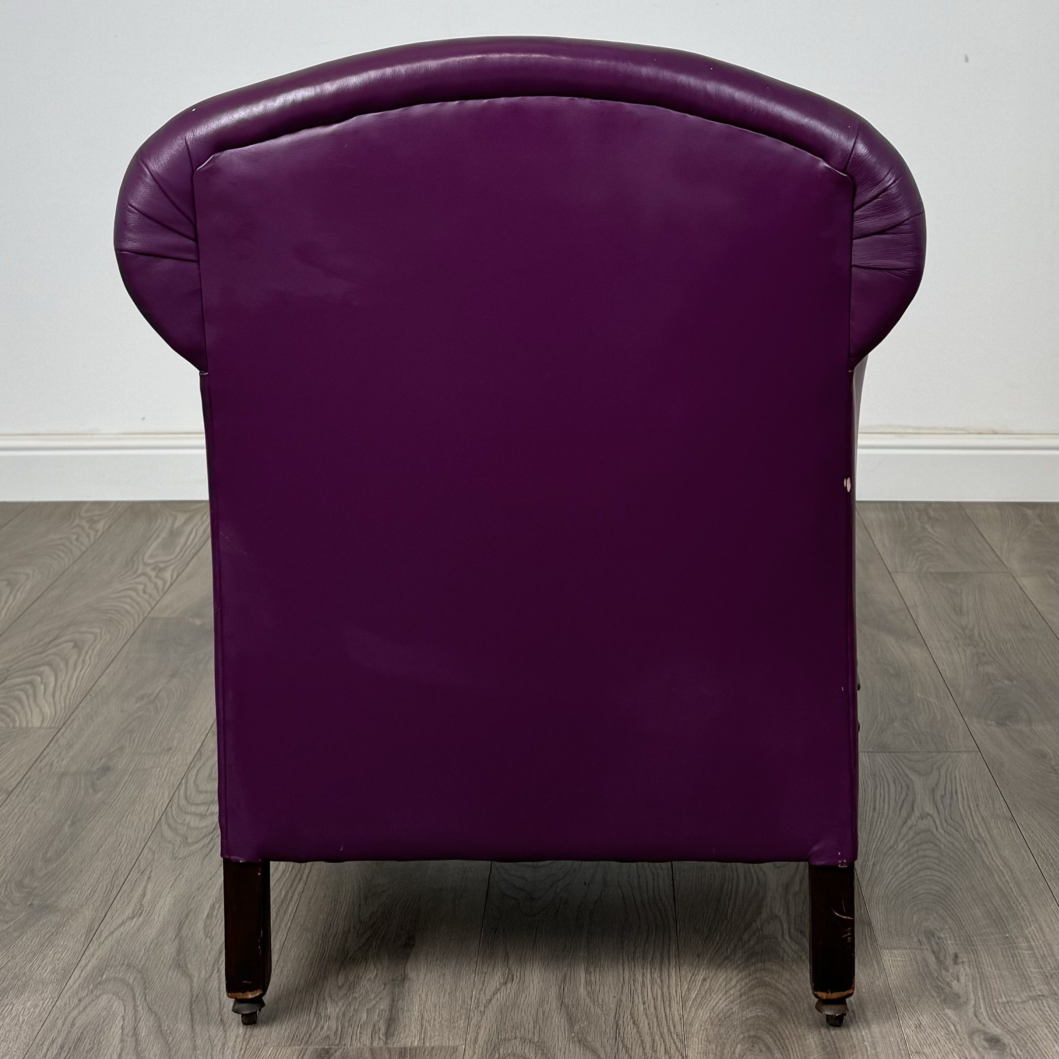 Antique Late 19th Century Club Armchair In Mahogany