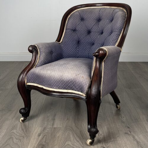 Antique 19th Century Button Back Armchair In Mahogany