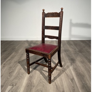 20th Century Pair Of Carved Bedroom Chairs / Hall Chairs In Oak
