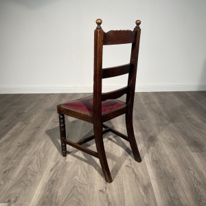 20th Century Pair Of Carved Bedroom Chairs / Hall Chairs In Oak