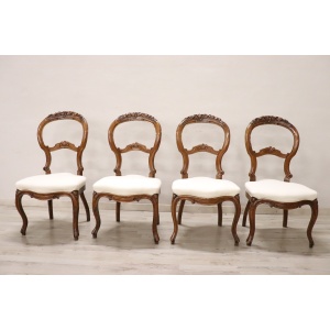 Dining Chairs in Carved Walnut, Mid-19th Century, Set of 4