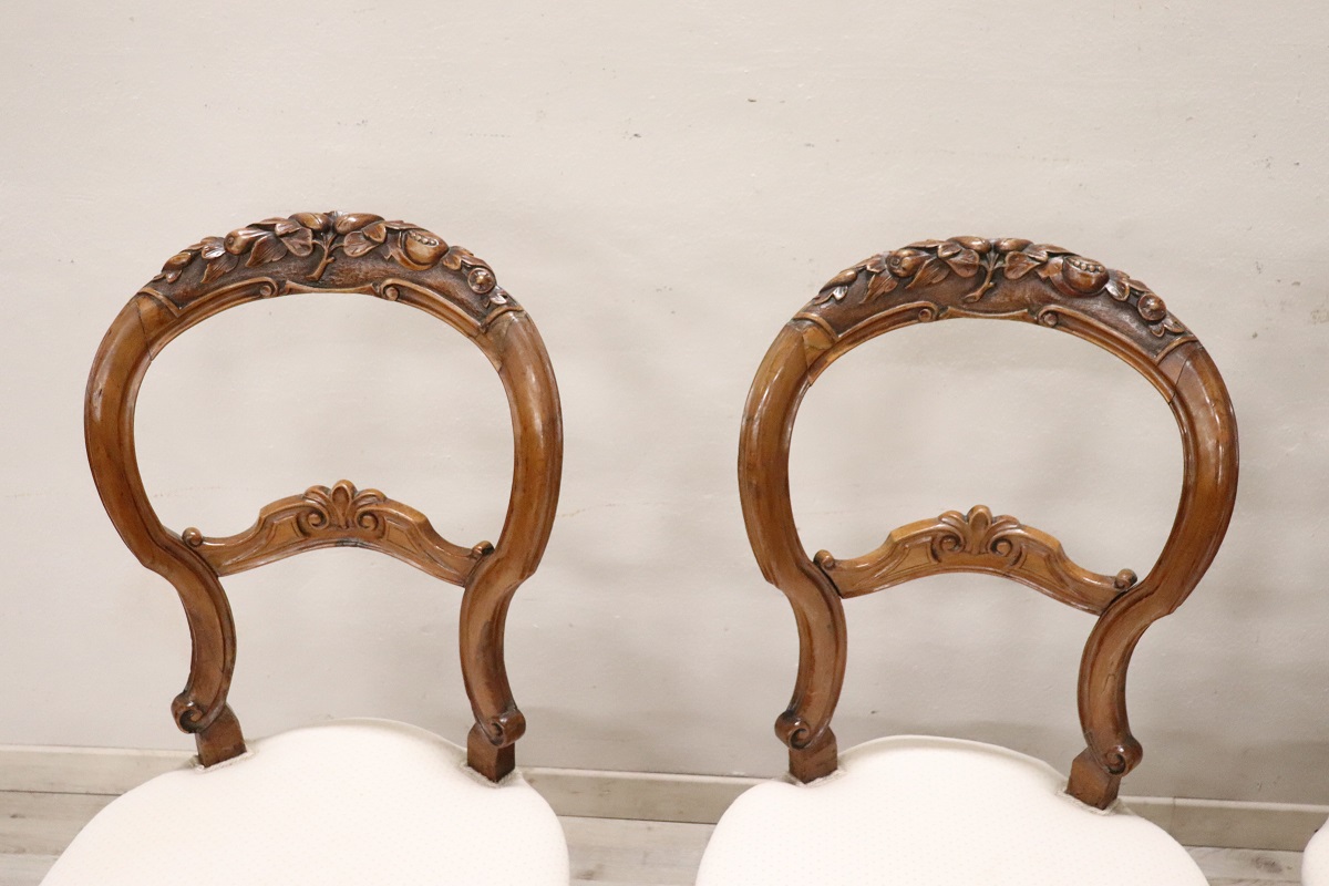 Dining Chairs in Carved Walnut, Mid-19th Century, Set of 4