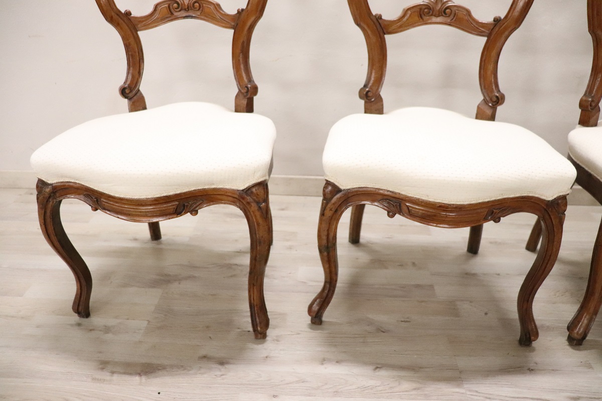 Dining Chairs in Carved Walnut, Mid-19th Century, Set of 4