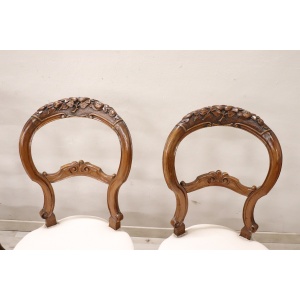 Dining Chairs in Carved Walnut, Mid-19th Century, Set of 4