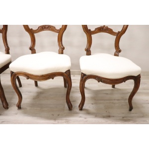Dining Chairs in Carved Walnut, Mid-19th Century, Set of 4