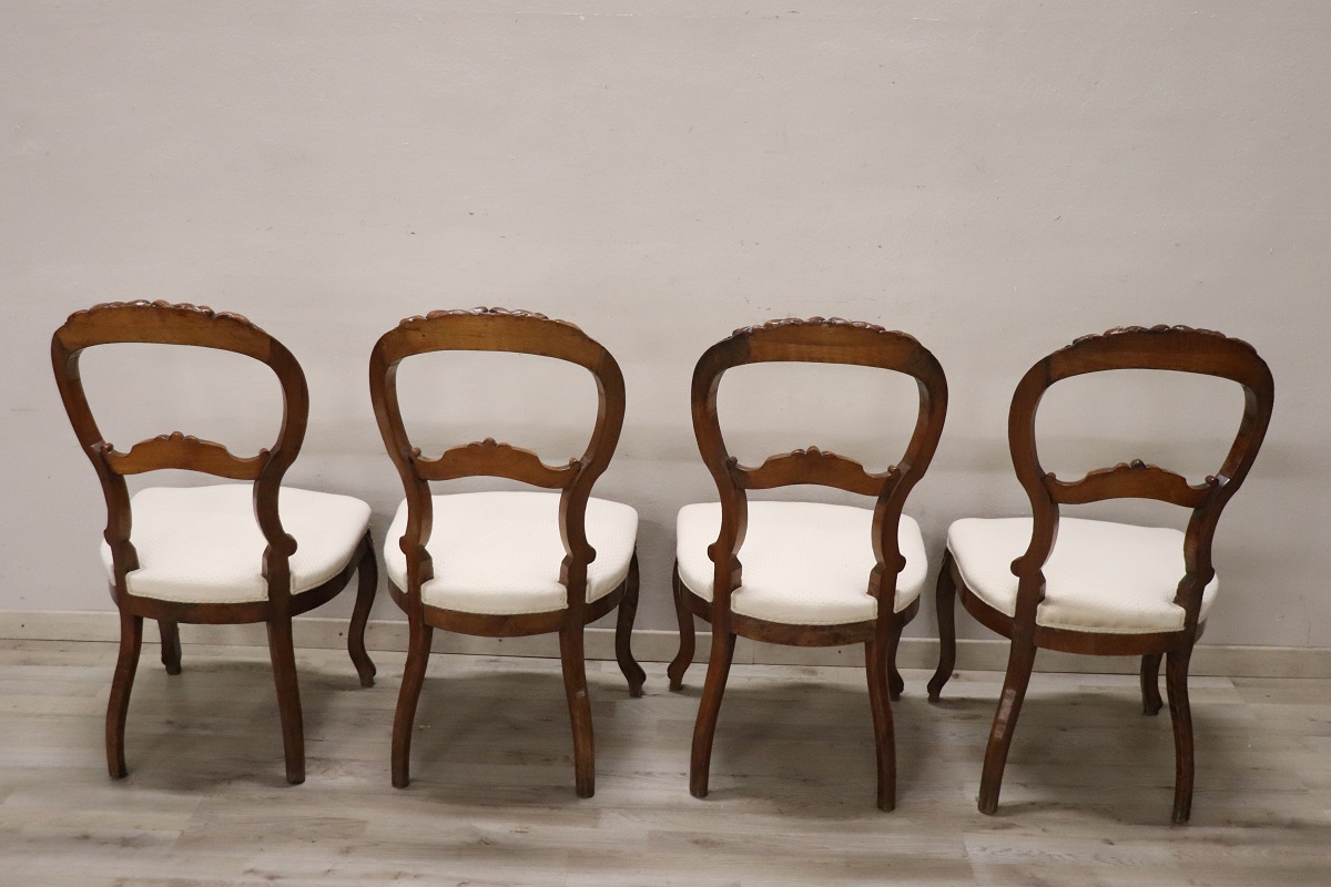 Dining Chairs in Carved Walnut, Mid-19th Century, Set of 4