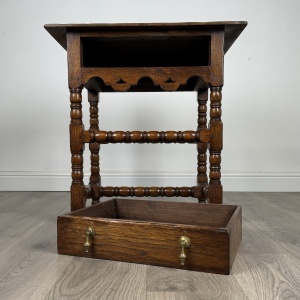 Antique 20th Century Chippendale Style Side Table In Oak