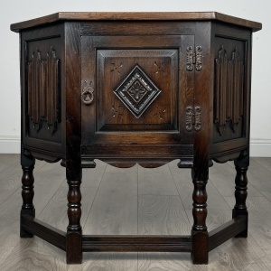 Antique Small 20th Century Old Charm Cupboard In Oak