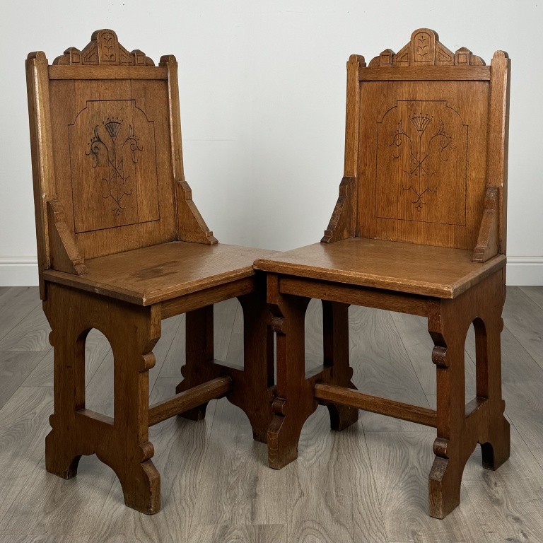 Antique 19th Century Pair Of Gothic Hall Chair’s In Oak