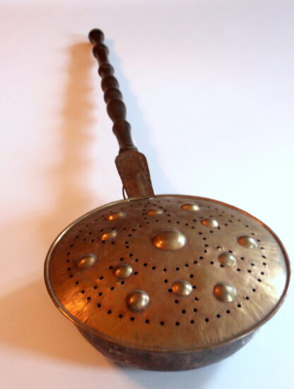 1910s - antique bed warmer made of copper/brass with a wooden handle - Image 3