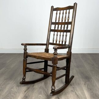 Antique 20th Century Rocking Chair In Oak