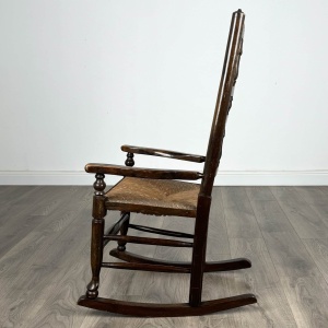 Antique 20th Century Rocking Chair In Oak