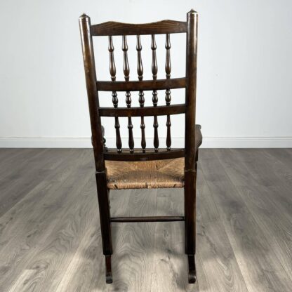 Antique 20th Century Rocking Chair In Oak - Image 4