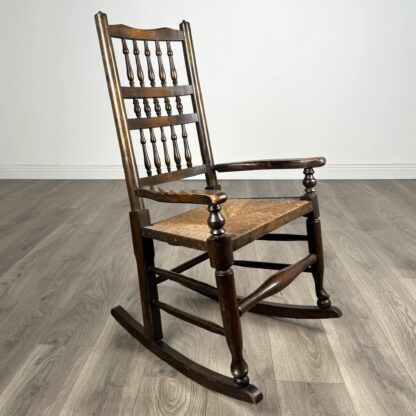 Antique 20th Century Rocking Chair In Oak - Image 7