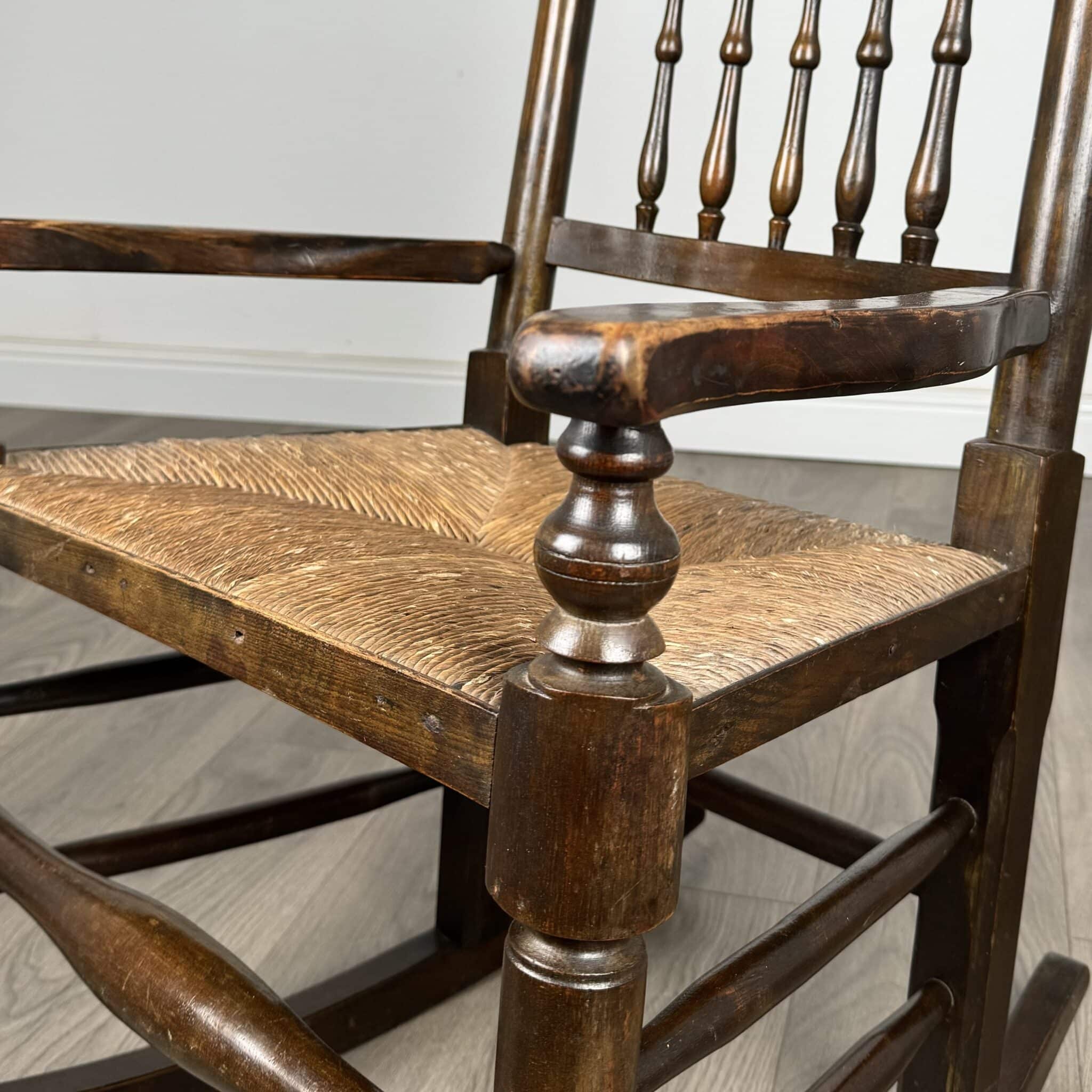 Antique 20th Century Rocking Chair In Oak