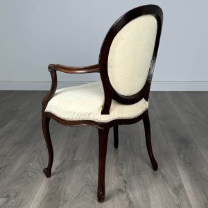 Antique 18th Century Hepplewhite Open Armchair In Mahogany