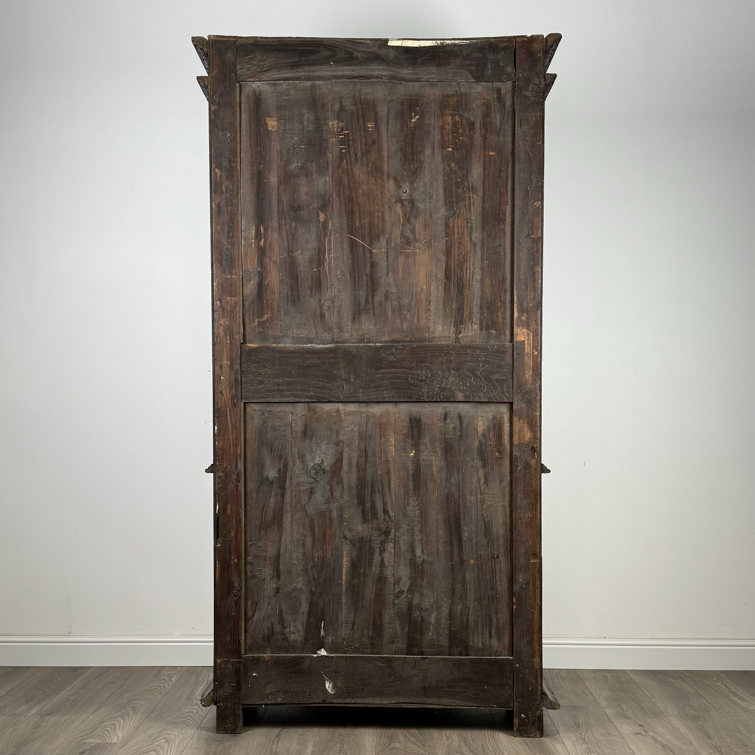 Antique 19th Century Heavily Carved French Breton Cabinet In Chestnut