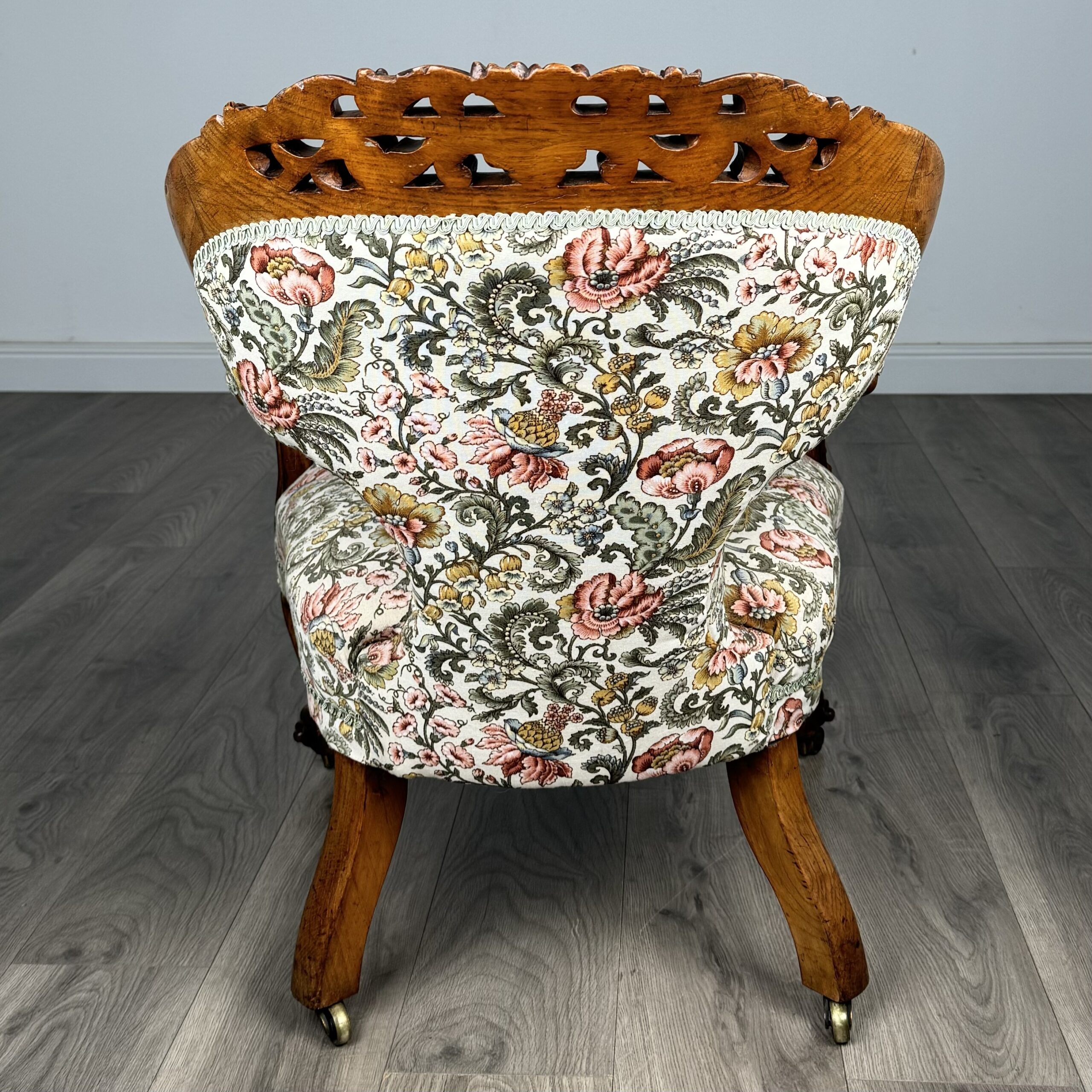 Antique 19th Century Fine Quality Carved Oak Armchair