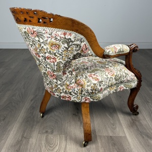 Antique 19th Century Fine Quality Carved Oak Armchair