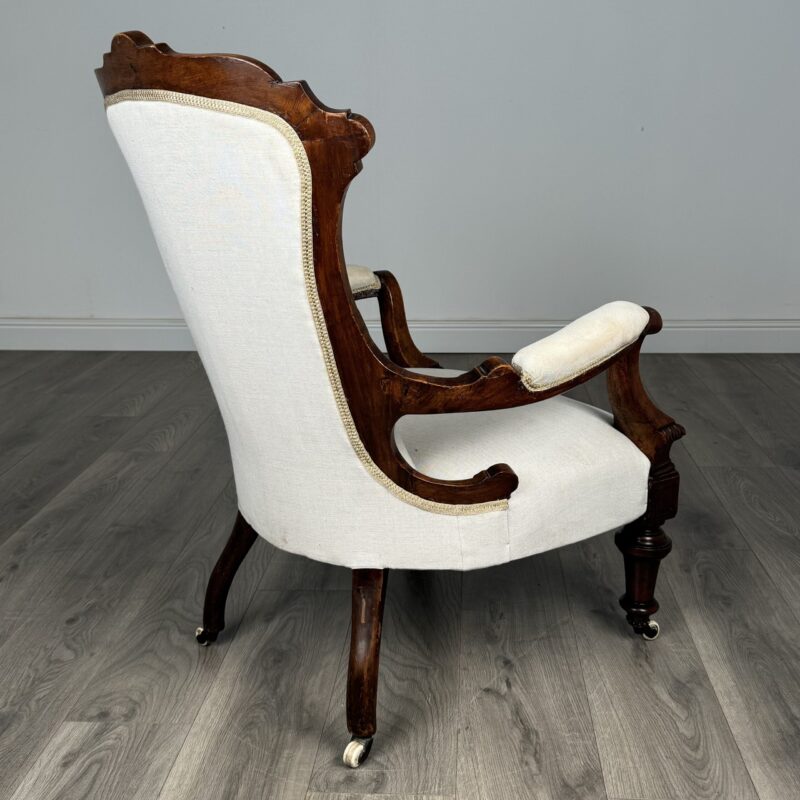 Antique 19th Century Fine Quality Armchair In Mahogany