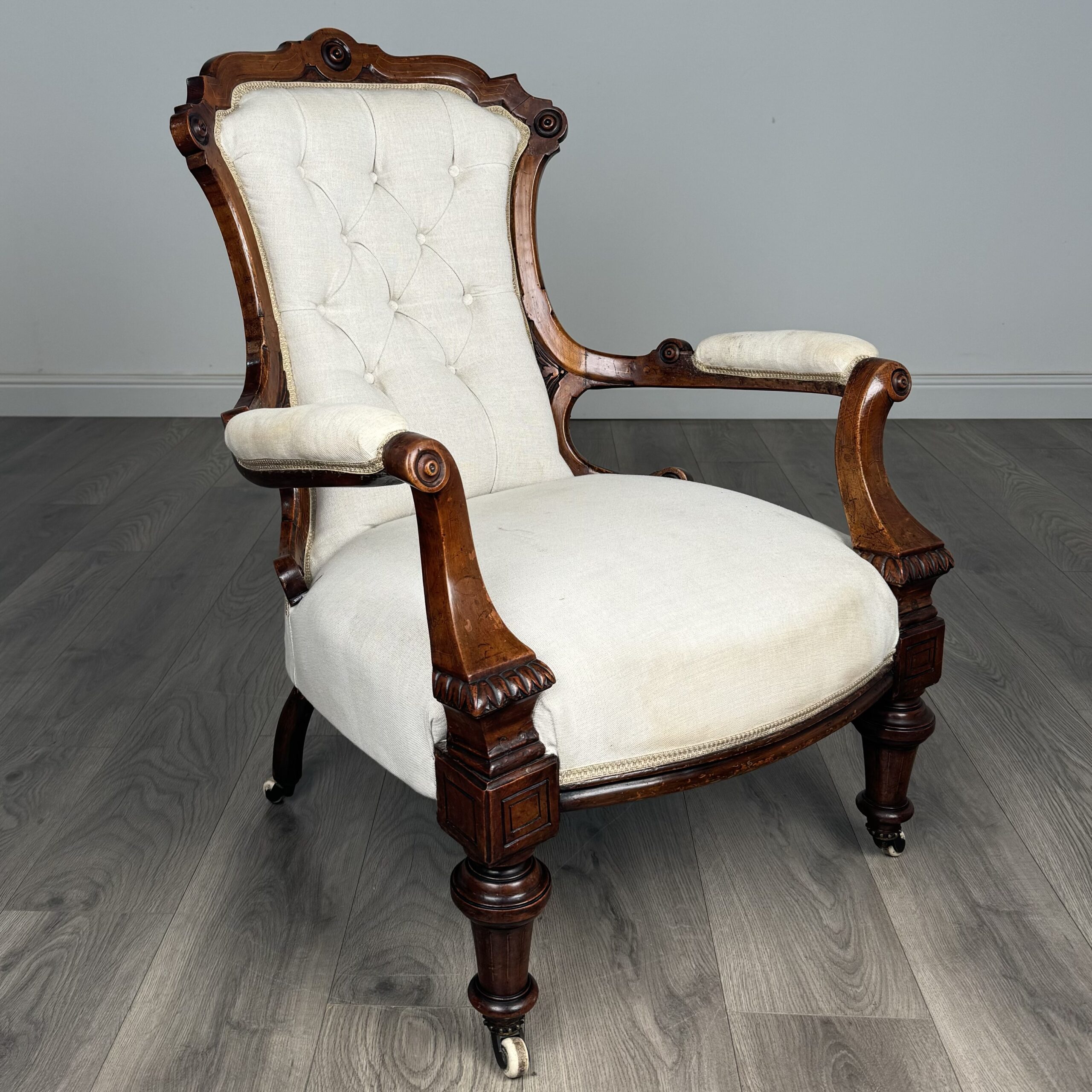 Antique 19th Century Fine Quality Armchair In Mahogany