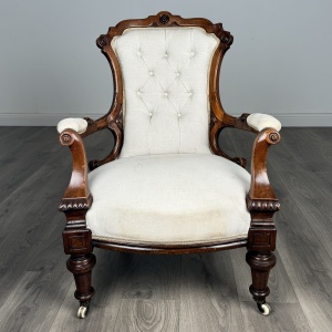 Antique 19th Century Fine Quality Armchair In Mahogany