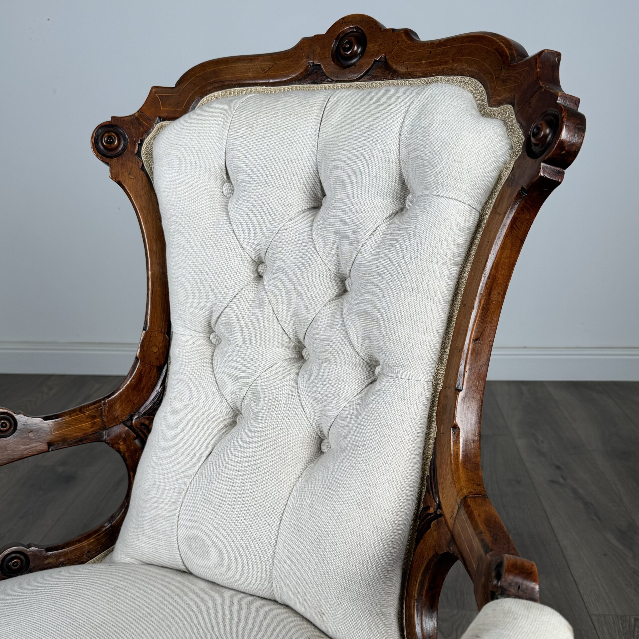 Antique 19th Century Fine Quality Armchair In Mahogany