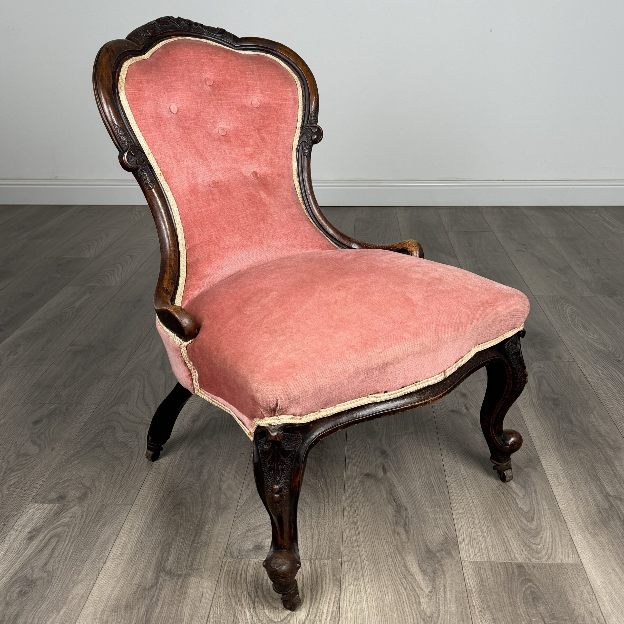 Antique 19th Century Armchair / Nursing Chair In Mahogany