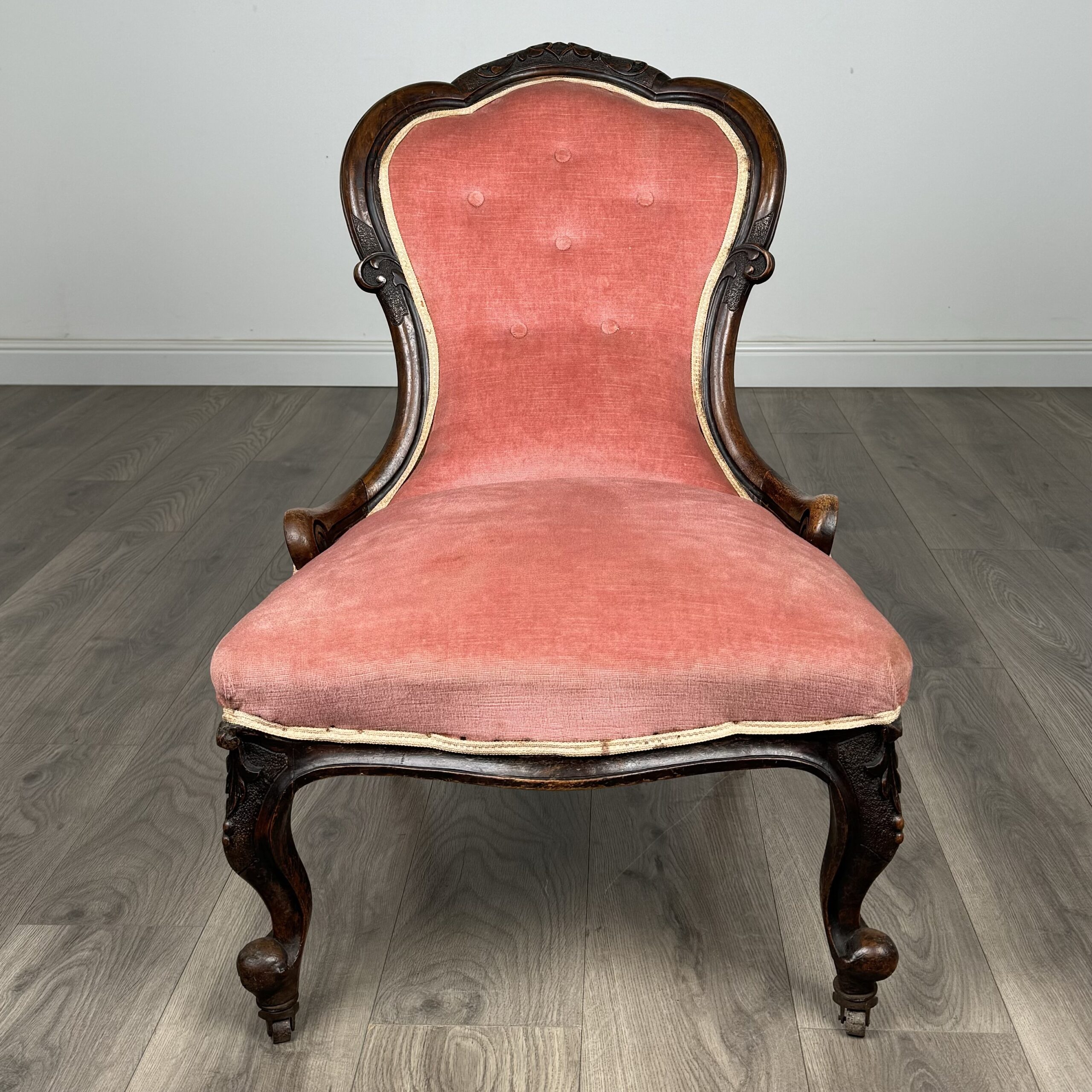 Antique 19th Century Armchair / Nursing Chair In Mahogany