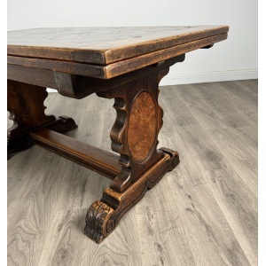 Antique 20th Century Fine Quality Draw Leaf Dining Table In Oak