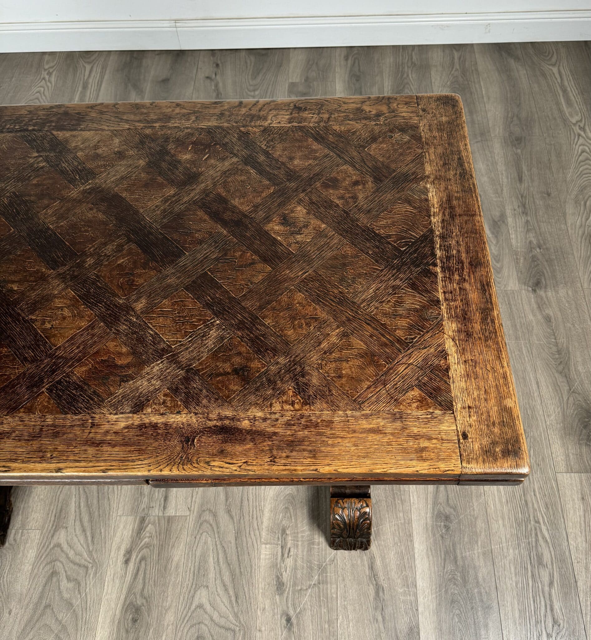 Antique 20th Century Fine Quality Draw Leaf Dining Table In Oak